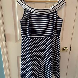 Vineyard Vines Women’s Navy & White Striped Dress Size L